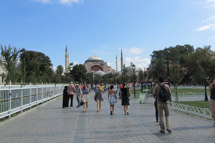 Istanbul: Blue Mosque & Hagia Sophia Small-Group Tour - Image 1