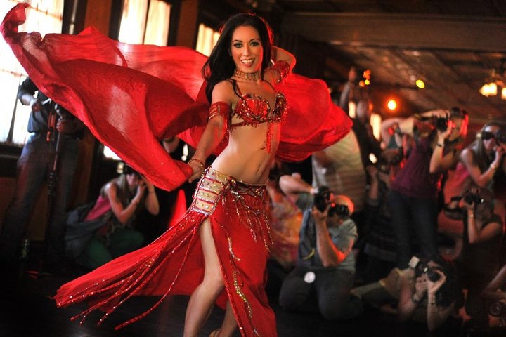 Istanbul Bosphorus Cruise with All inclusive Dinner and Belly-Dancer Show  - Image 3