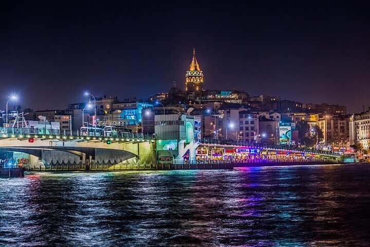 Istanbul Bosphorus New Year's Eve Dinner Cruise Party in Istanbul 2024 - Image 5