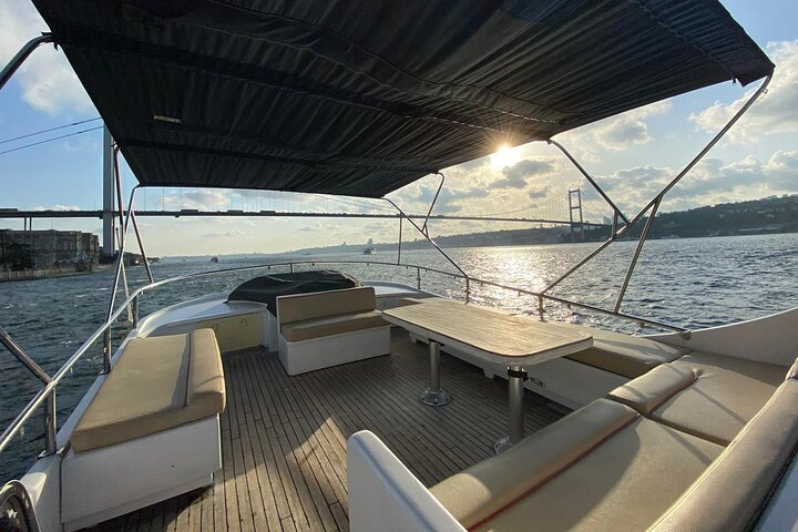 Istanbul Bosphorus Sunset Cruise on a Luxurious Yacht - Image 2