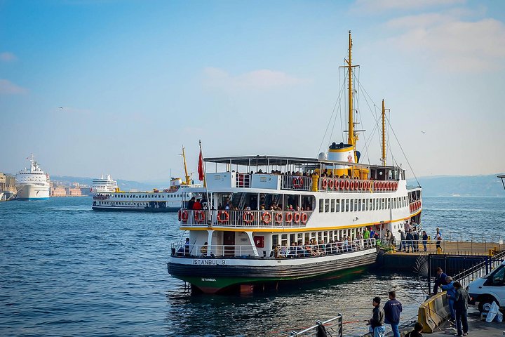Istanbul Combo: Classic City Tour and Bosphorus Cruise - Image 1