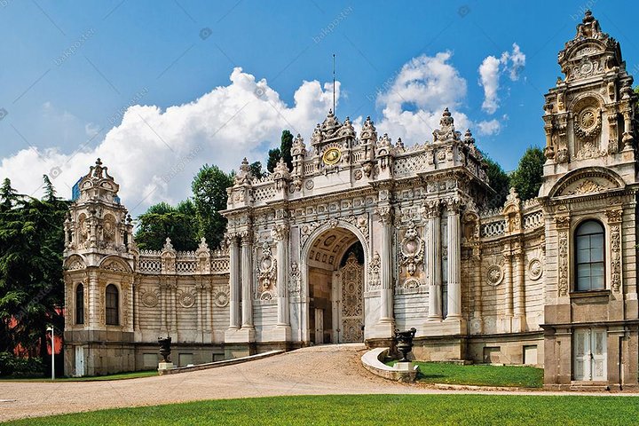 Istanbul Dolmabahce Palace Tour - Image 3