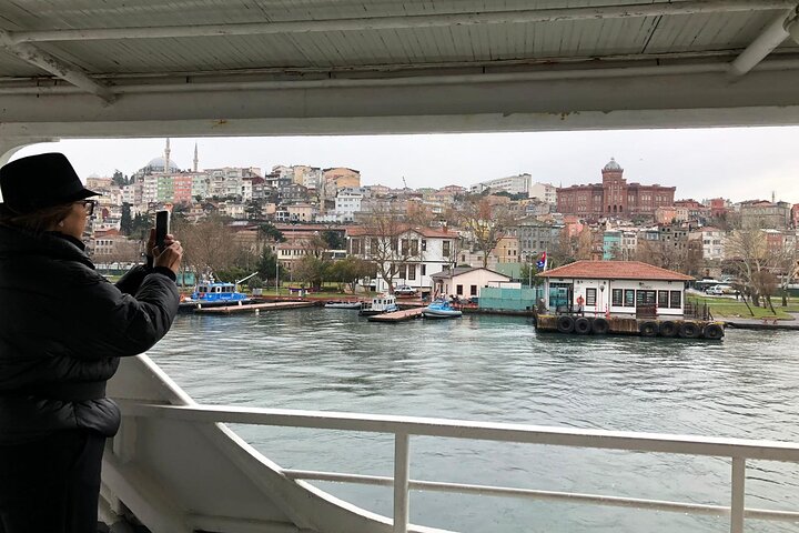 Istanbul: Fener and Balat - Private Tour - Image 3