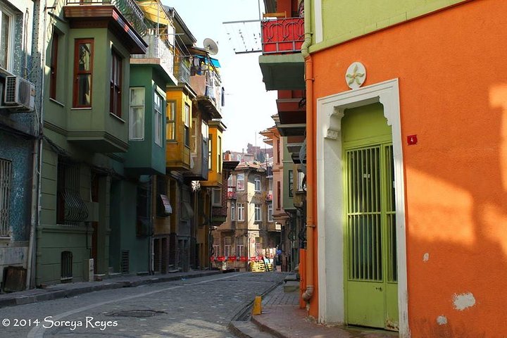 Istanbul Fener and Balat Tour - Image 4