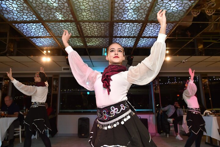 Istanbul Pasha Dinner Cruise (Azure) - Image 5