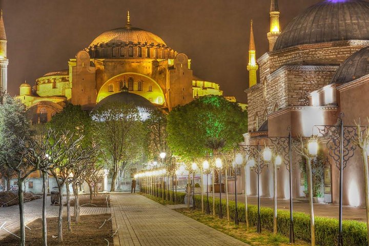 Istanbul Private Old City Tour-(Entry Fees Inculuding) - Image 4
