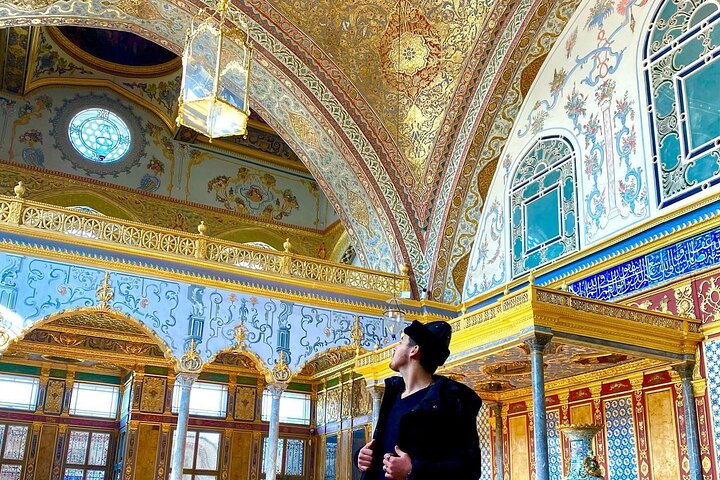 Istanbul Topkapi Palace Guided Tour - Image 2