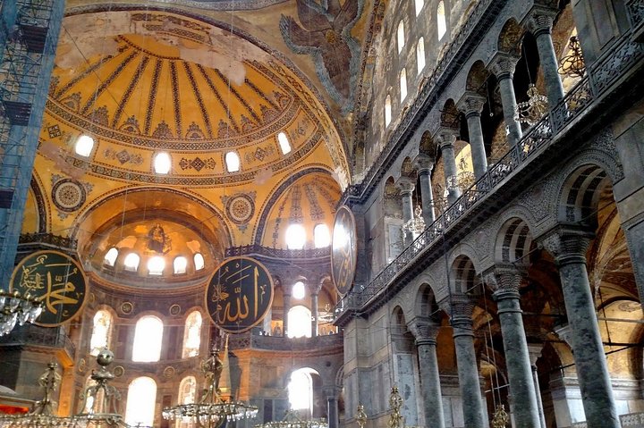 Istanbul: Tour of Basilica Cistern, Topkapi Palace and Hagia Sophia - Image 4