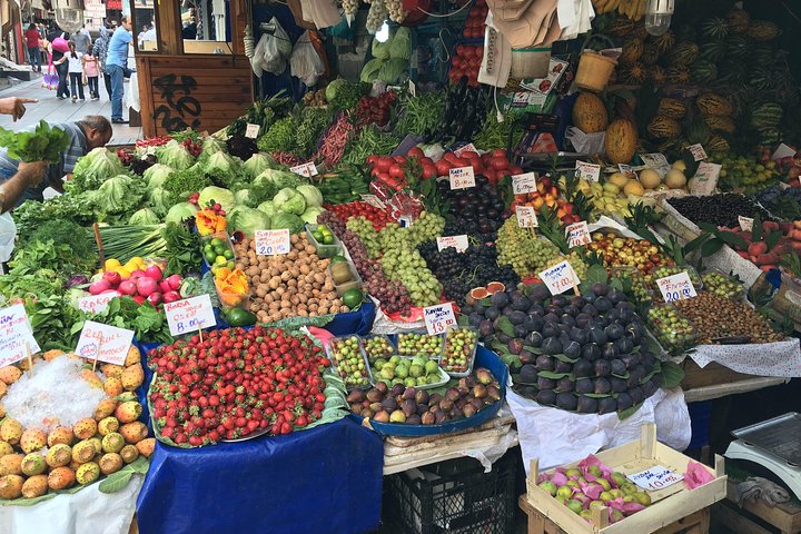 Luxury Private and Guided Istanbul Food Tour - Image 3