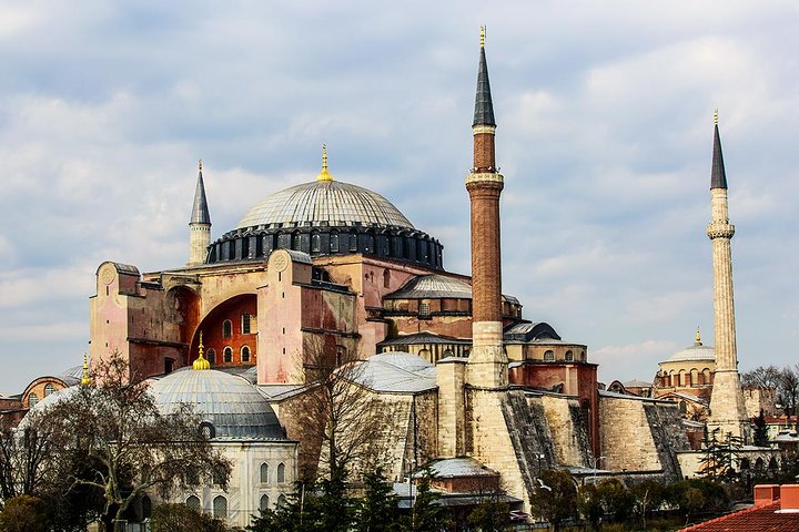 Magical Sights of Istanbul Private Walking Tour - Image 1