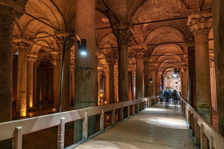 Private 1.5 Day Guided Highlights of Istanbul Tour - Image 4