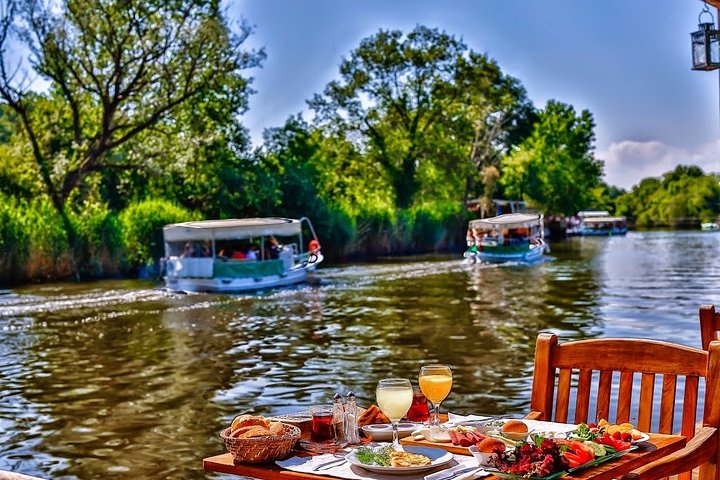 Private Ağva Tour 1 Night Hotel and VIP Transfer Package - Image 1