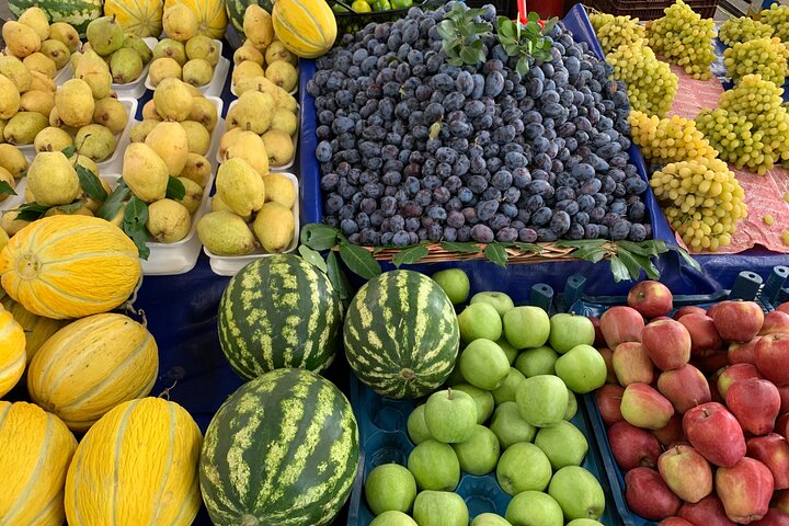 Private and guided VEGETARIAN / VEGAN tour of Istanbul - Image 5