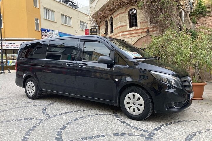  Private car Rental with Driver in Istanbul - Image 1