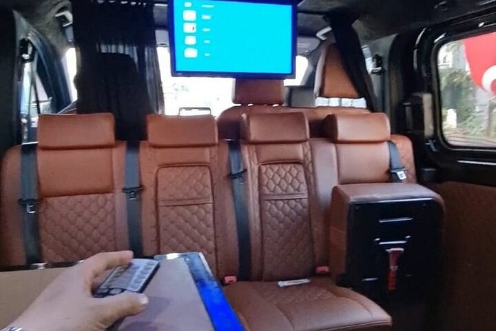  Private car Rental with Driver in Istanbul - Image 4