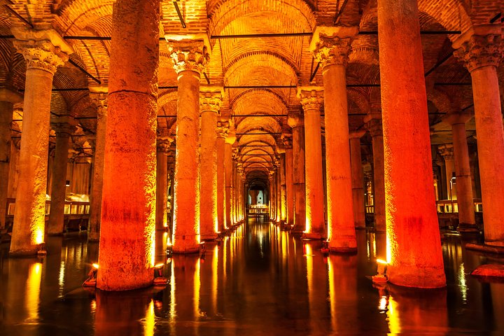 Private Guiding Service in Istanbul - Image 1