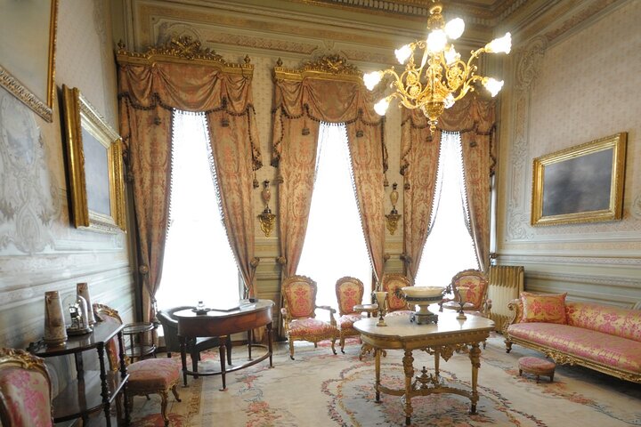 Private Tour for Dolmabahce Palace & Asian Side & Food Markets - Image 5