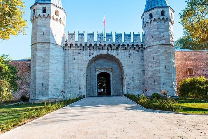 Shore Excursion: Istanbul Topkapi Palace Tour From Galata Port - Image 3
