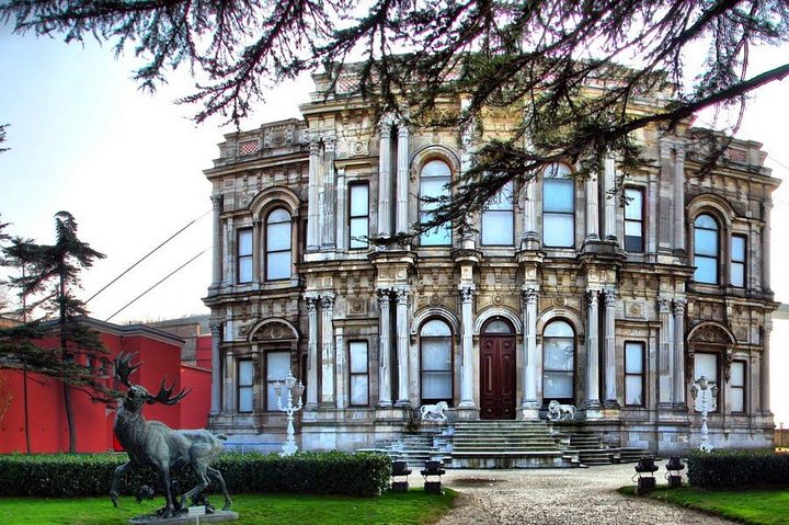 Small Group Full Day Istanbul Bosphorus and Asia Tour - Image 2