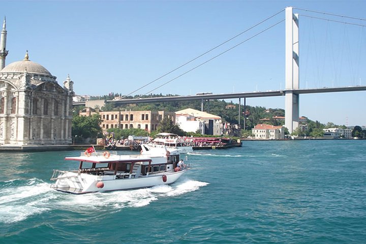 Small Group Full Day Istanbul Bosphorus and Asia Tour - Image 5