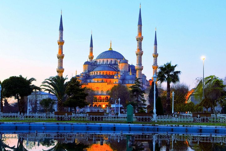 Small Group Istanbul In A Day & Skip The Line At Hagia Sophia & Topkapı Palace - Image 3
