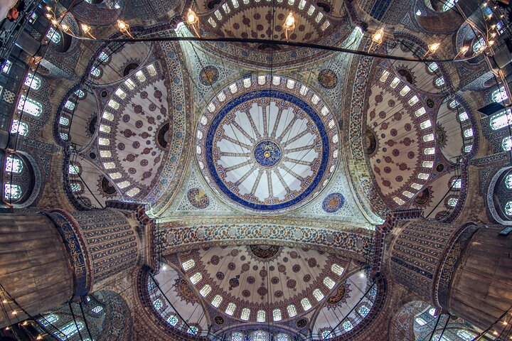 Walking Tour Through The Forgotten Paths of Istanbul - Image 5