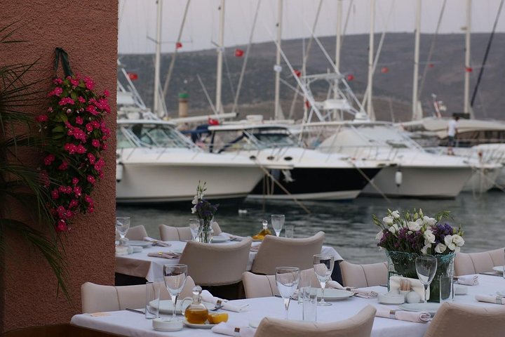 Cesme-Alacati Tour from Izmir - Image 4