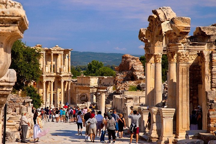 Discover the Magic ancient city Izmir on a private tour - Image 2