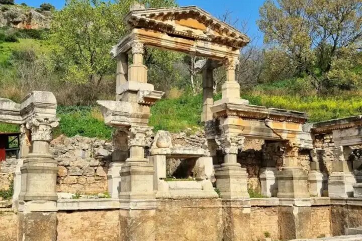 Full Day Tour to Ephesus and Archaeological Museum From Izmir - Image 2