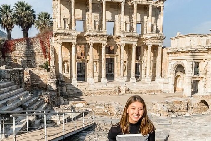 Private Tour FOR CRUISE GUESTS: Jewish Ephesus Tour - Image 2