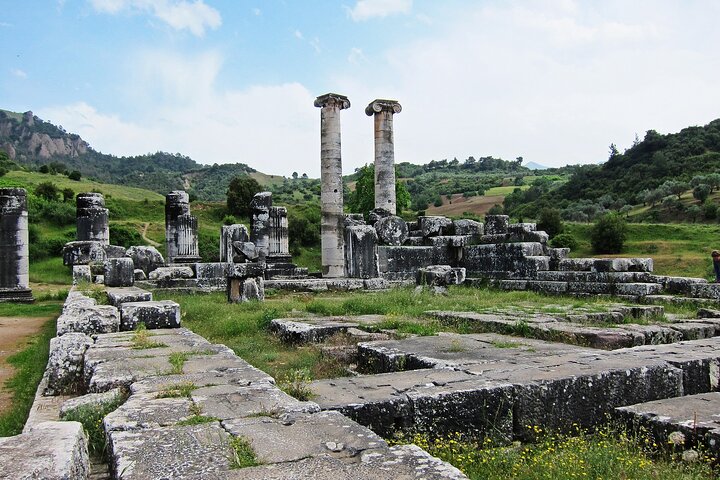Sardis Tour - Image 1