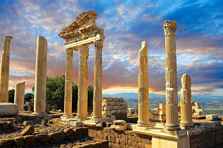 Small Group Tour : Pergamum and Asklepion Tour from Izmir - Image 1