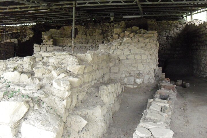 Wine Tour with Metropolis Ancient City - Image 5