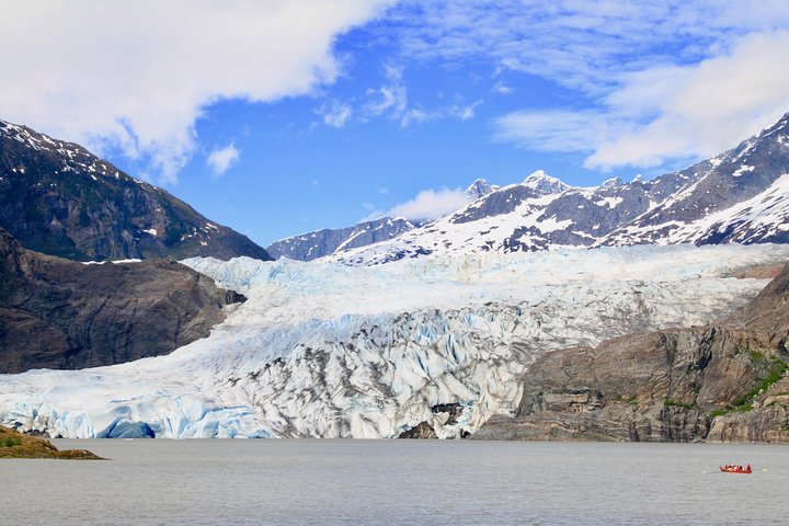 Juneau Shore Excursion: Mendenhall Glacier Canoe, Paddle and Hike - Image 4
