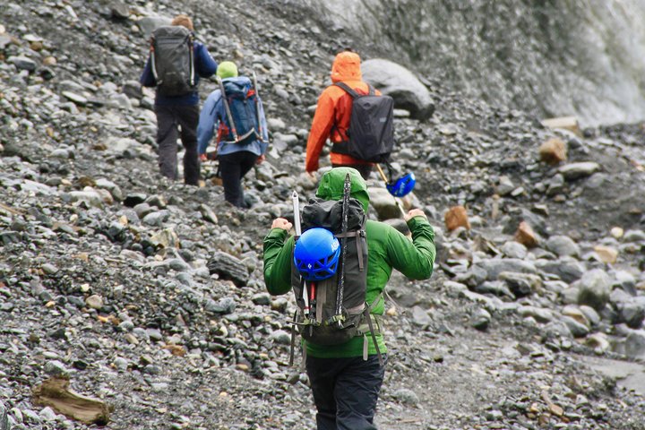 Mendenhall Glacier Canoe Paddle and Hike - Image 5