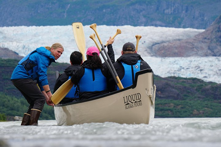 Mendenhall Glacier Lake Canoe Tour - Image 4
