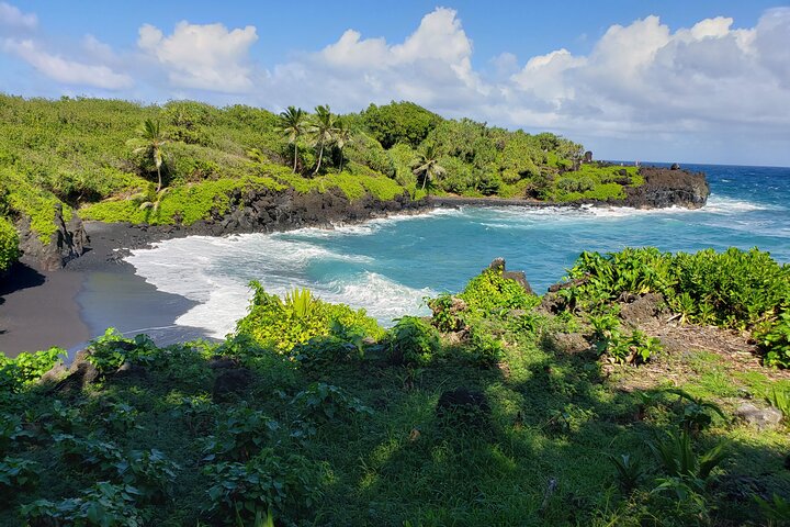 Full-Circle "Reverse" - Luxury Road to Hana Tour from South Maui - Image 1
