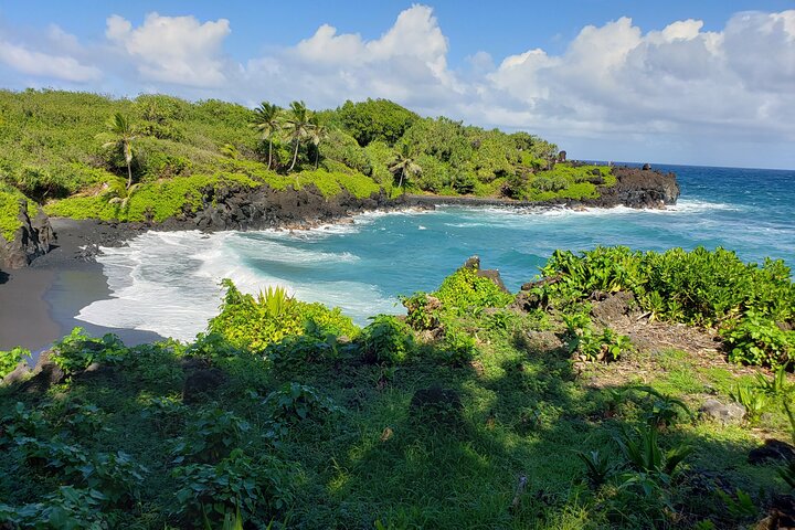 Full-Circle "Reverse" - Luxury Road to Hana Tour from West Maui - Image 1