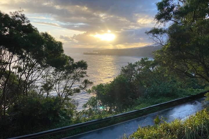 Halfway to Hana Jeep Adventure - a private tour - Image 4