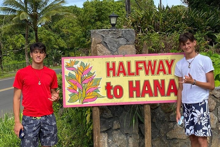 Halfway to Hana Jeep Adventure - a private tour - Image 1