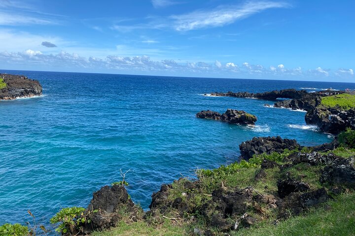 Hāna and Beyond - Rainforest Tour - Image 1