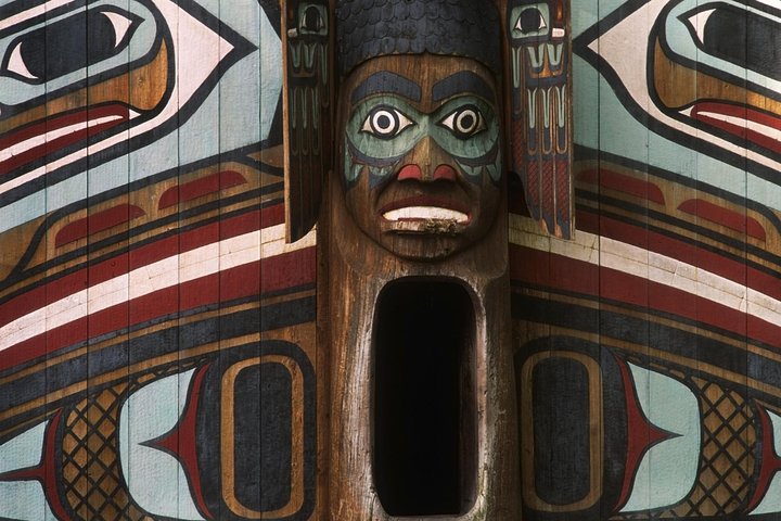 2 Hour Alaska Rainforest Walk and Totem Park Small Group Tour - Image 1