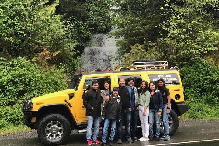 Island Hummer Tour - Image 1