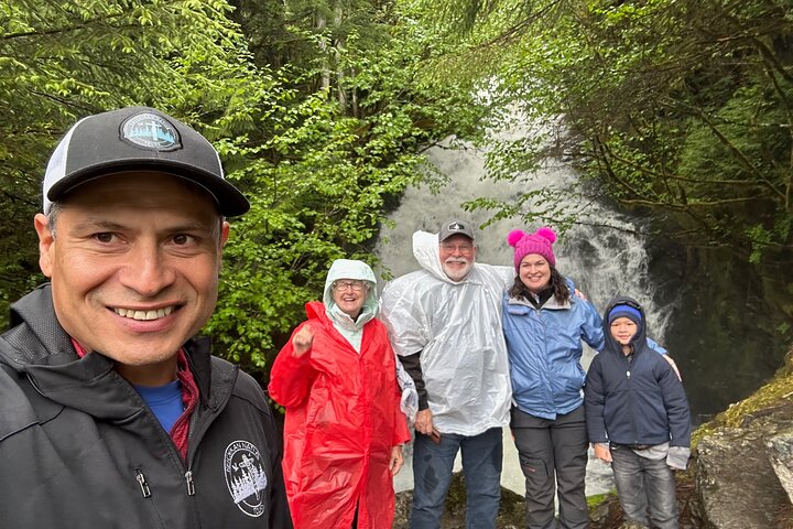 Ketchikan Private Family Tour! Authentic Native Experience (Price up to 6) - Image 3