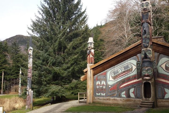 Totem Bight and Ketchikan City Tour - Image 1