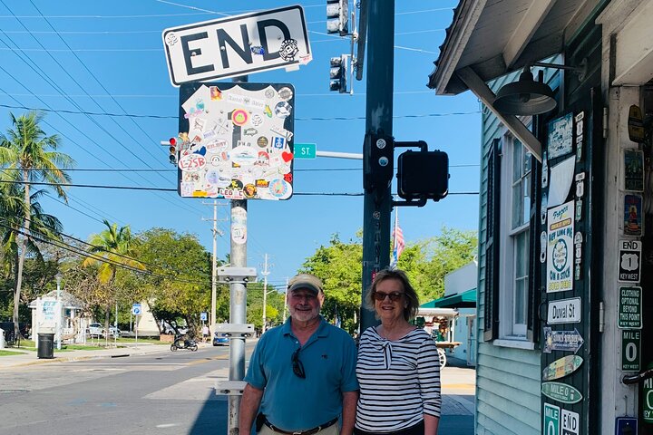 Private E-Pedicab 1/2 Hour Sightseeing Ride of Old Town Key West - Image 3