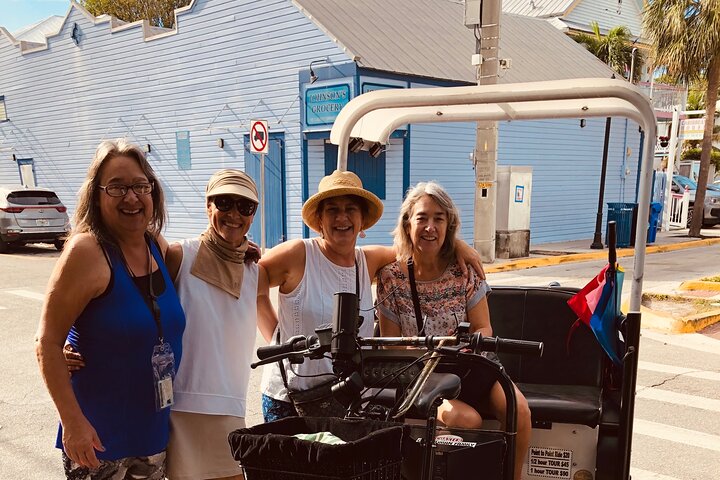 Private E-Pedicab 2 Hours Sightseeing Ride of Old Town Key West - Image 3