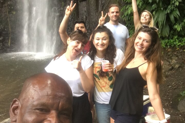 5 Hour Tour at Dark View Falls and Pirates of the Caribbean Set - Image 1