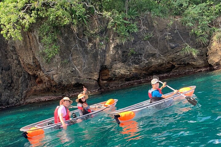 Crystal kayaking in St. Vincent - Siteseeing with Cass - Image 1