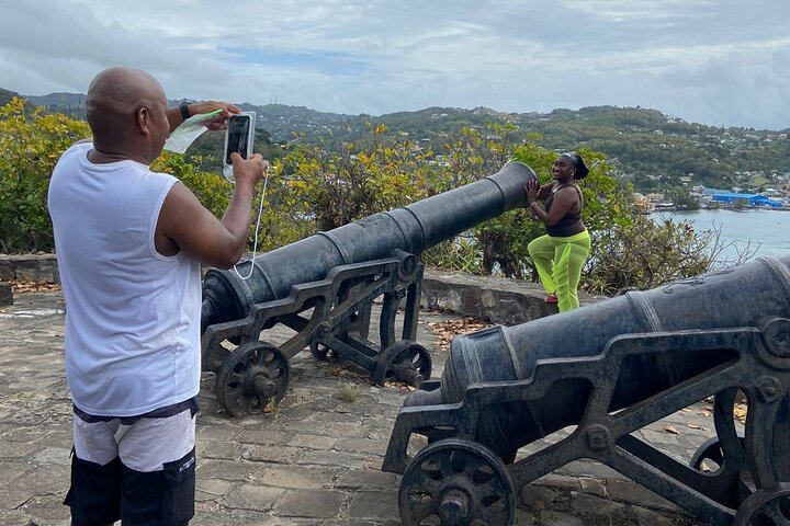 Siteseeing with Cass-Land Adventures in St. Vincent - Image 1